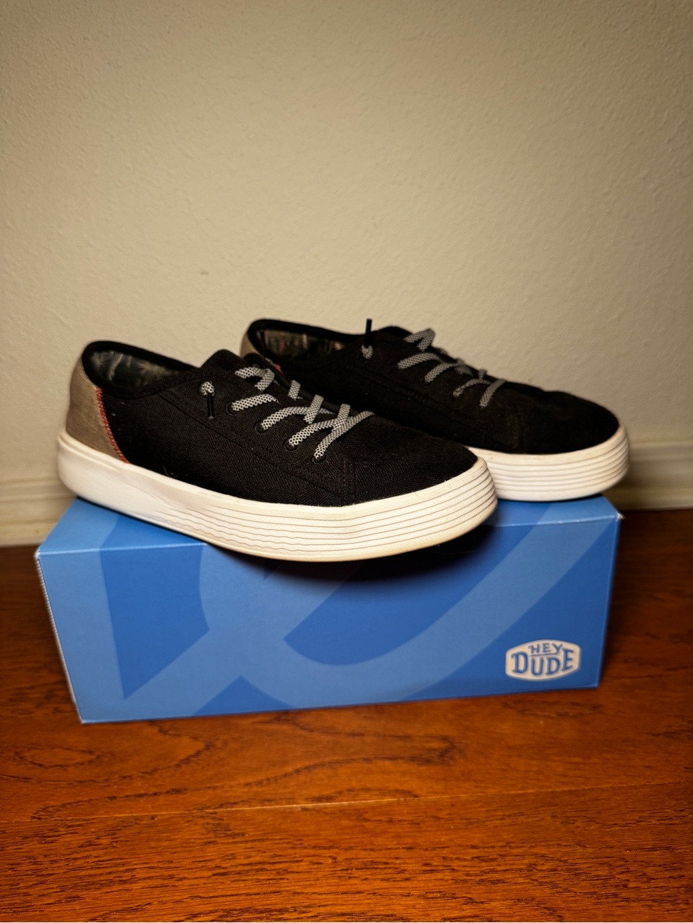 Hey Dude Women’s Cody W Craft Black Canvas Slip On Sneakers Size 9